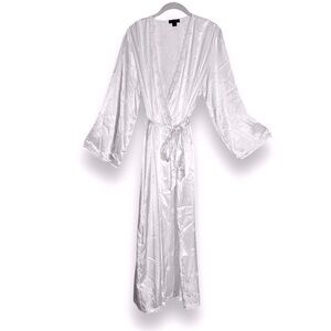Jones New York Vintage Full Length Satin Kimono White Robe ‎Medium Bride Wedding